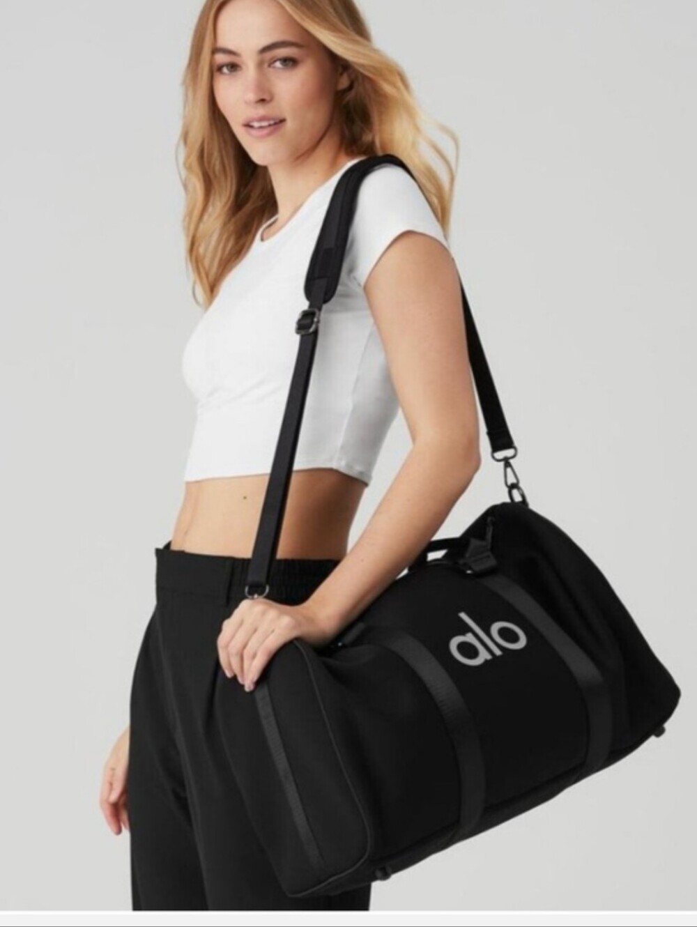 Alo Yoga Traverse Duffle & Alo Yoga Travel & Gym Bag